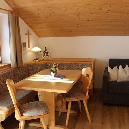 Haus Waldruhe Lägenhet Innichen Exteriör bild