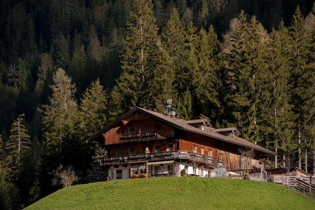 Haus Waldruhe Lägenhet Innichen Exteriör bild
