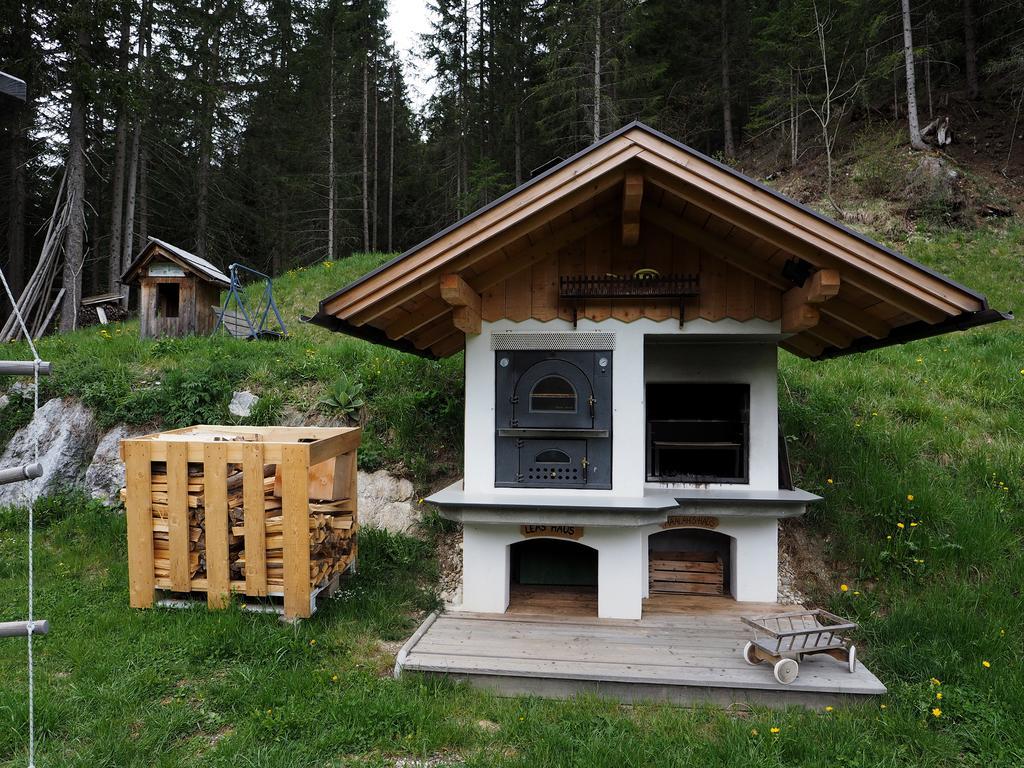 Haus Waldruhe Lägenhet Innichen Exteriör bild