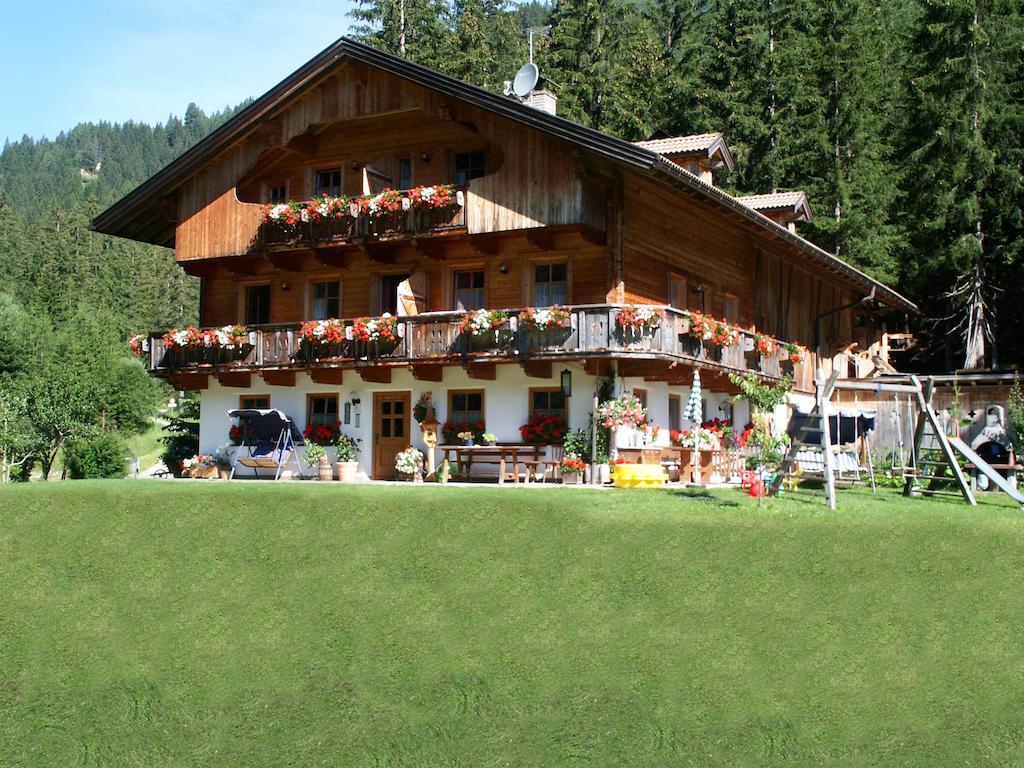 Haus Waldruhe Lägenhet Innichen Exteriör bild