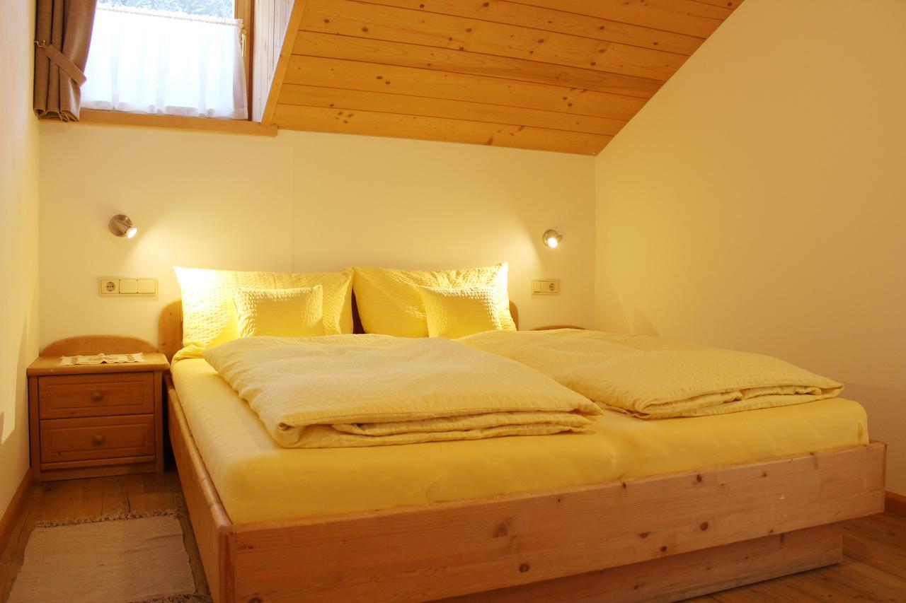 Haus Waldruhe Lägenhet Innichen Exteriör bild